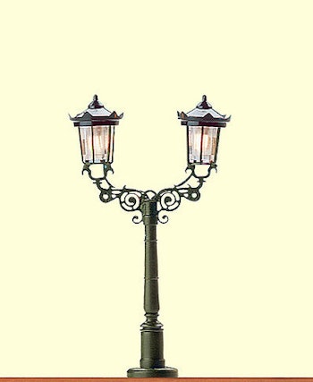 Brawa 4534 Lampione stradale ornamentale a due luci, 50 mm, Scala N