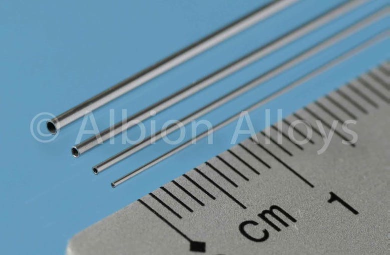 Albion Alloys NST03 Micro tubo in Nickel Silver 0,3 x 0,1 mm lunghezza 305 mm, 2 pz.