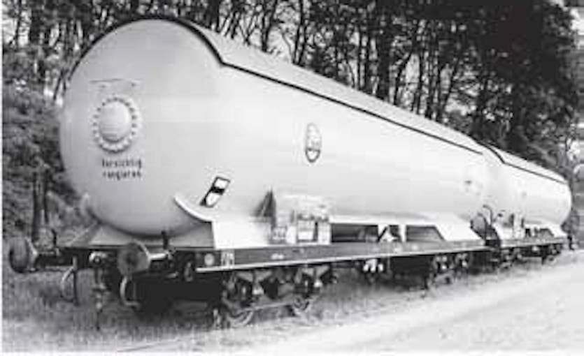 Acme 45029 Set di due carri trasporto gas della società EVA immatricolati presso le DB, ep.III