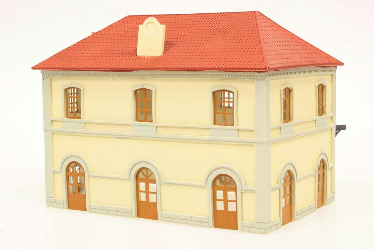 STAZIONE DI PARGHELIA: FABBRICATO VIAGGIATORI