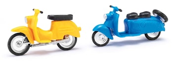 Busch 210008903 Coppia di scooter Berliner Roller giallo e blu