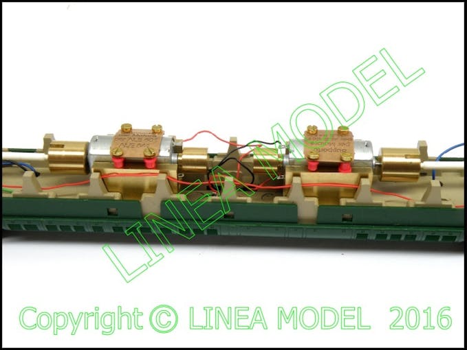 Lineamodel LM1915 Doppio Motore per LIMA Elettromotrici FS ALe 601 - Elettromotrici FS ALe 841