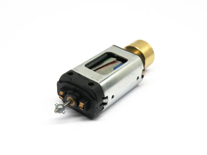 Lineamodel RC85106 Motore per Roco E656 - E655 - TecnoModel.it