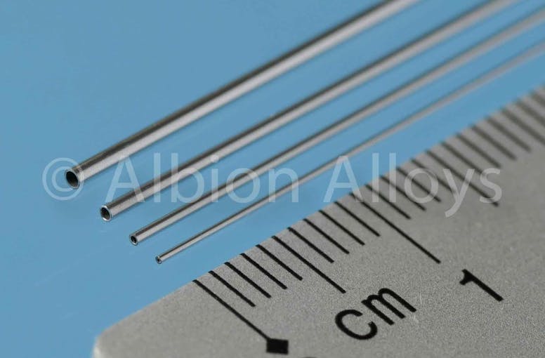 Albion Alloys NST04 Micro tubo in Nickel Silver 0,4 x 0,2 mm lunghezza 305 mm, 2 pz.