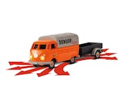 Carson 500504135 VW T1 Furgone Dunlop con rimorchio radiocomandato, fari illuminati. Scala 1/87 H0