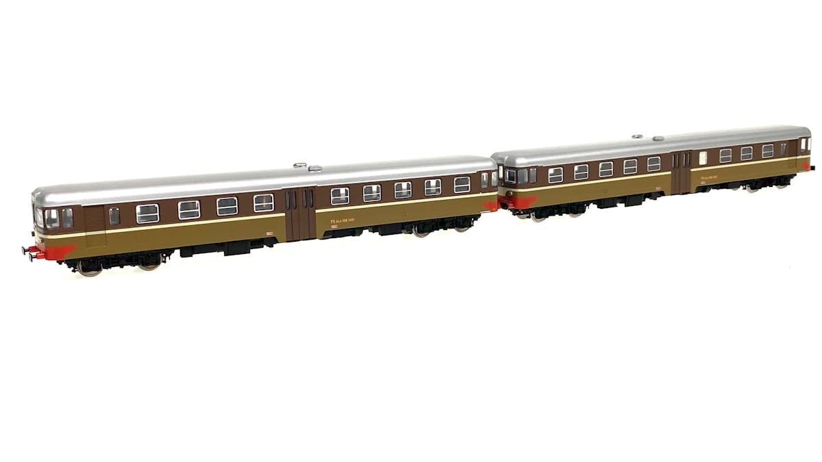 Vitrains 1738 FS set automotrici ALn 668.1400 + ALn 668.1401 livrea  castano/isabella ep.III - DCC Sound 