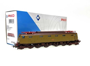 Piko 97460 FS locomotiva Elettrica E.428 137 di seconda serie Semiaerodinamica Dep.Loc. Mestre, ep.III-IV