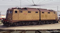 Rivarossi HR2936 FS, locomotiva elettrica E.636, 3a serie, senza gocciolatoi frontali, livrea castano/Isabella, ep. IV-V