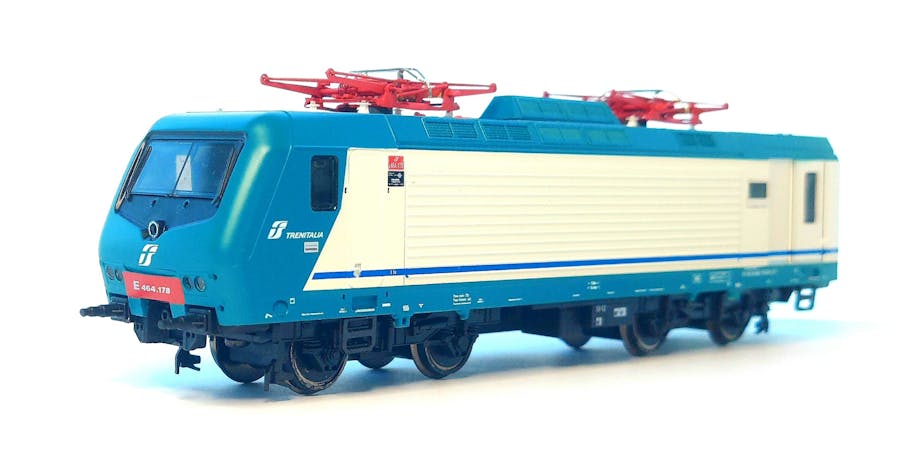 Vitrains 2275 FS locomotiva elettrica monocabina FS E464.178 Livrea XMPR display alto e luce in cabina, ep. VI