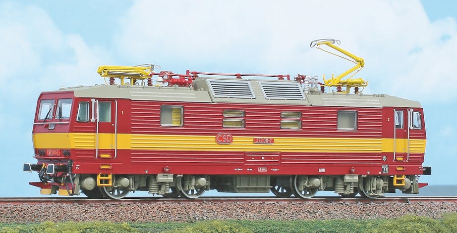 Acme 60551 ČSD Locomotiva elettrica 372 011-7 delle Ferrovie Cecoslovacche. Livrea rossa con fascia gialla. ep.VI