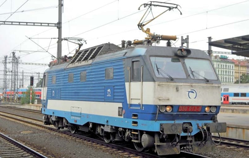 Acme 60670 ŽSR Locomotiva elettrica 350 013-9 . Livrea blu e bianca. ep.V-VI