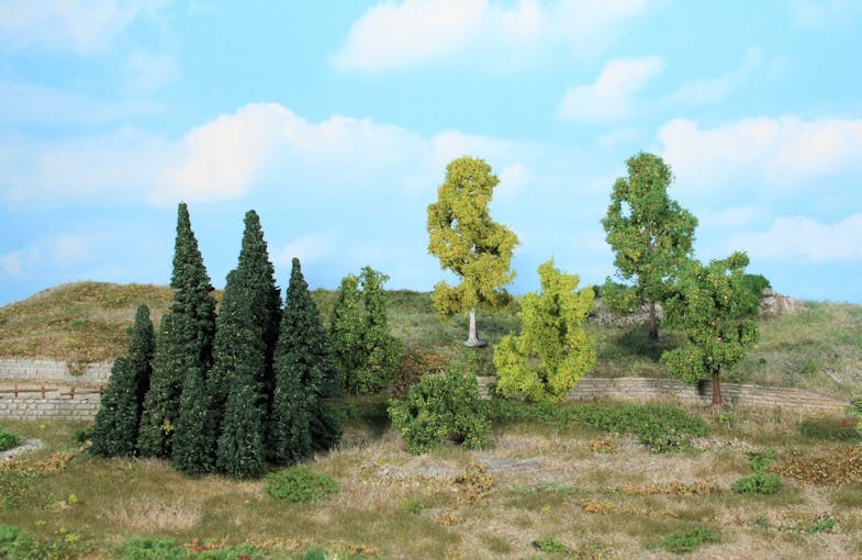 Heki 1964 Mini foresta, 16 alberi frondosi / 5-11 cm
