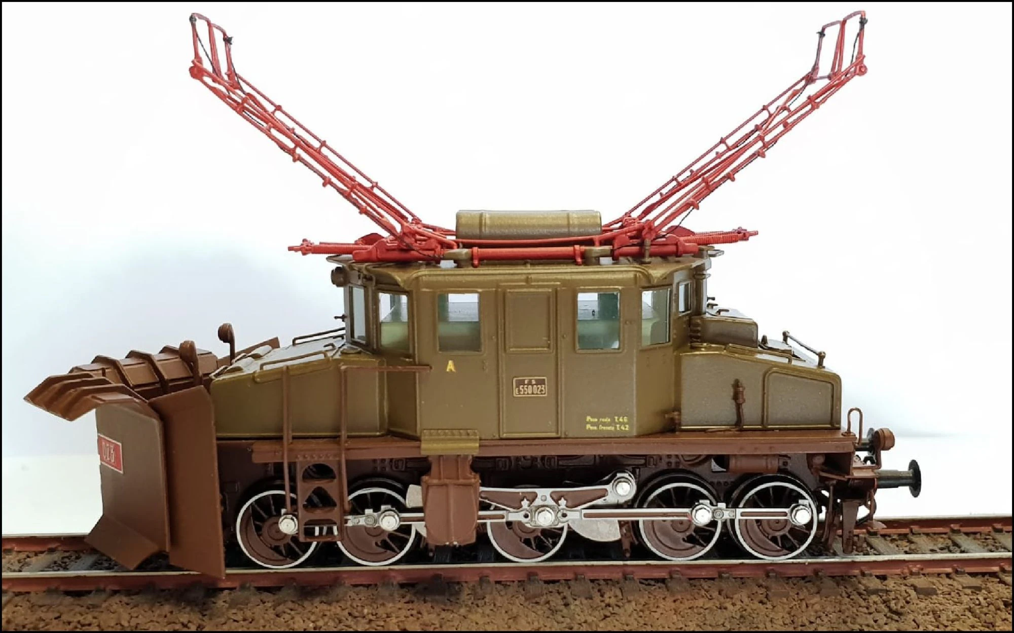 Lineamodel 18E55023 Kit di montaggio Locomotiva Trifase FS E550 023 con ...