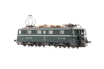 Piko 97214 SBB CFF FFS locomotiva elettrica Ae 6/6 11409 FFS Baselland livrea verde, ep.IV - DCC Sound