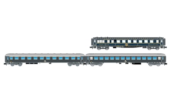 Arnold HN4469 FS, set di 3 unità, treno espresso, composto da 1 x CIWL WR + 1 x UIC-X ‘64 1° cl. + 1 x UIC-X ‘64 2° cl. in livrea grigia, ep. IV - Scala N 1/160