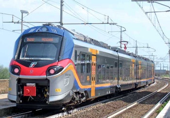 Acme 70109 FS Treno Pop ETR 104 di Trenitalia nella versione a quattro casse, ep.VI