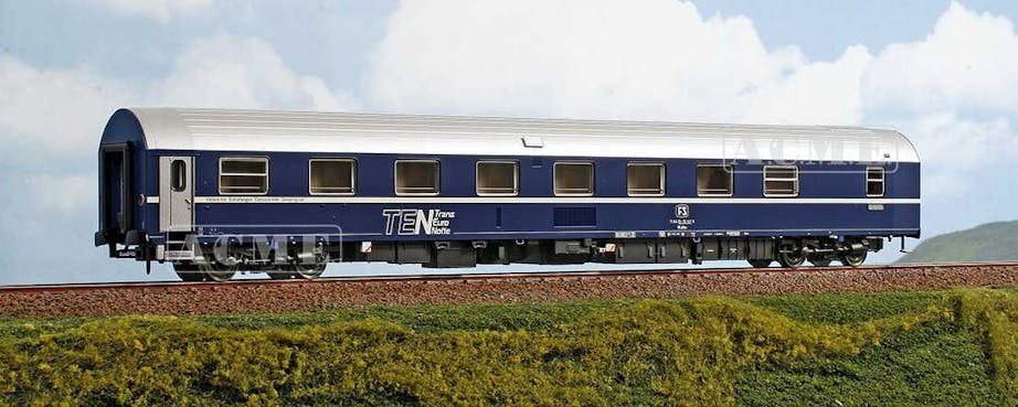 Acme 50924 FS carrozza letti Tipo T2s immatricolata presso le FS. Livrea blu TEN, ep V