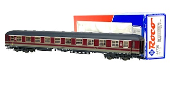 Roco 44736 FS carrozza Tipo UIC-X di 1 cl. livrea rosso fegato, grigio.