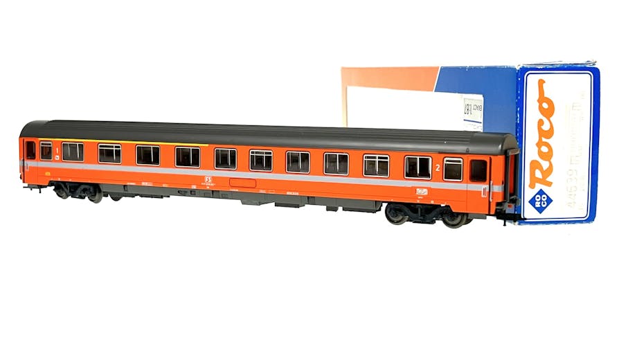 Roco 44639 FS carrozza Tipo Z mista di 1- 2 cl. livrea arancio Eurofima