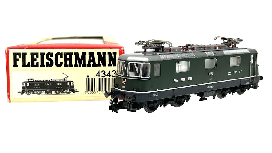 Fleischmann 4343 SBB CFF FFS locomotiva elettrica Re 4/4 11374, ep.IV