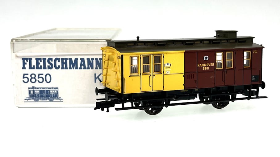 Fleischmann 5850 KPEV carrozza postale, ep.I - Scala H0 1/87