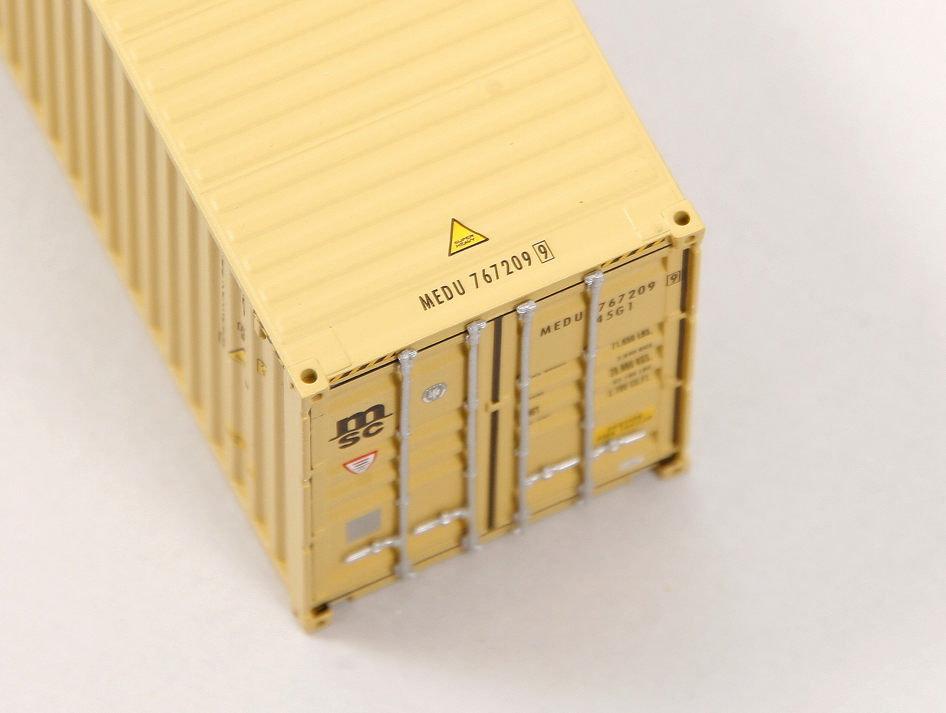 Modélisme Ferroviaire : Camion ACME GTS Noir Avec Container 45' Codognotto - échelle HO 1:87