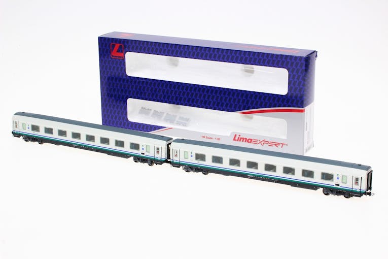 Lima Expert HL5006 FS set due carrozze Gran Confort Tipo 1988 livrea ex ''Frecciabianca''