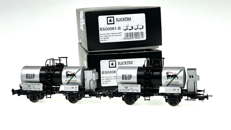 Blackstar BS00061 FS set due carri cisterna Mop per il trasporto olii e benzine AGIP, entrambi con garitta, ep.III
