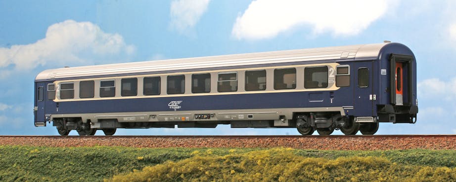 AF Models 20028 CFR carrozza 2° cl. Type AVA200 CFR, ep.V