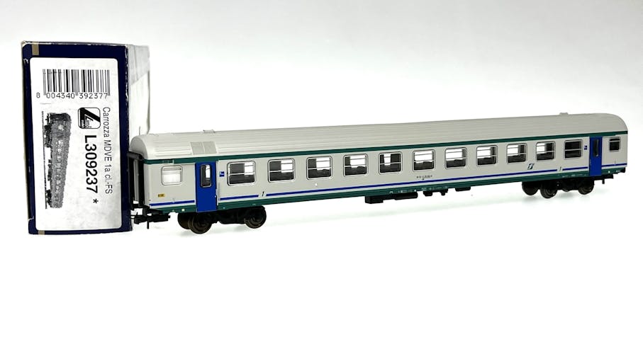 Lima Collection 309237 FS carrozza MDVE di 1 cl. in livrea XMPR, ep.V
