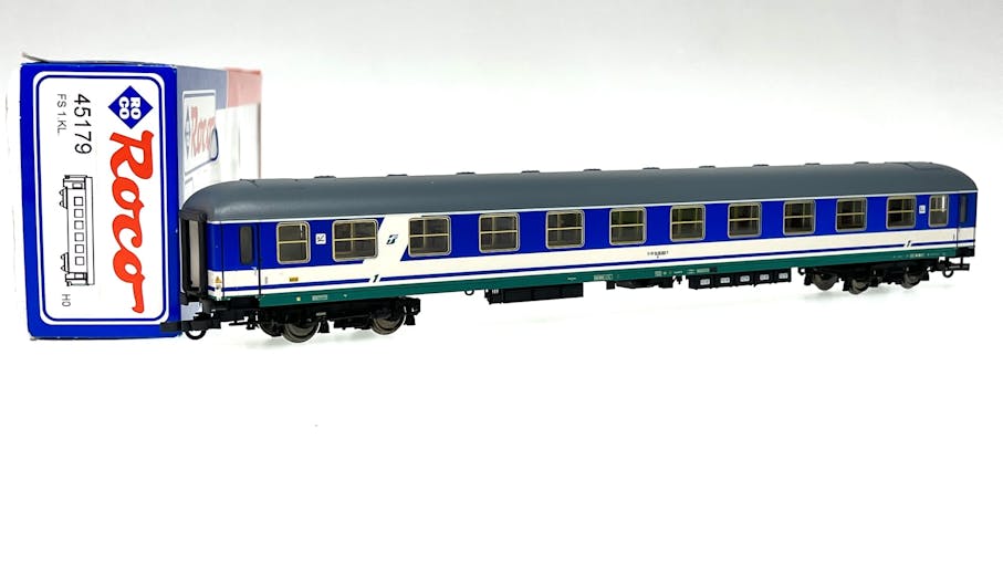Roco 45179 FS carrozza di 1 cl. UIC-X livrea XMPR, ep.V
