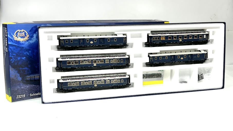 Trix 23219 Set 5 carrozze Express Train ''Simplon-Orient-Express'' ep.II