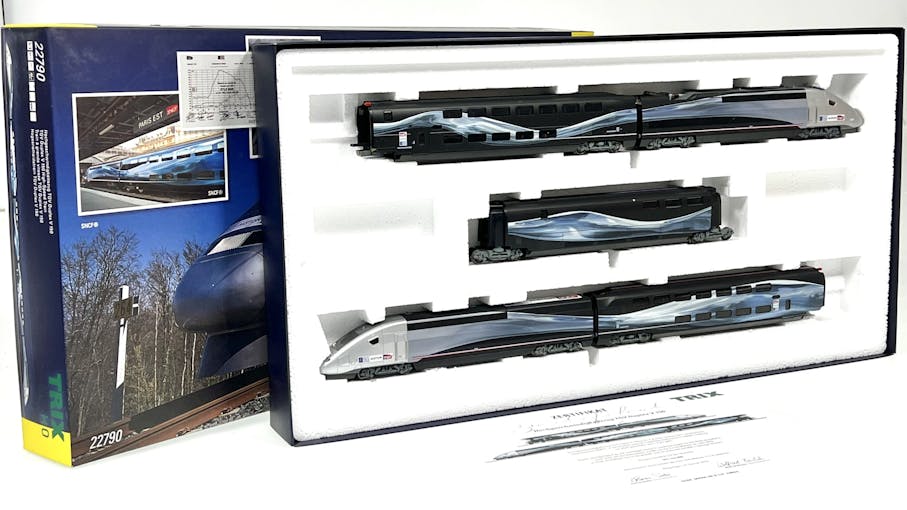 Trix 22790 SNCF Treno ad alta velocità TGV Duplex V 150 ep.VI - DCC Sound