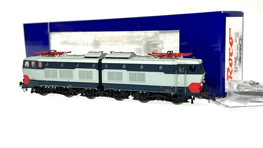Roco 62566 FS locomotiva elettrica E656.001 ''Caimano'' I serie 2 fari livrea di origine, ep.IV