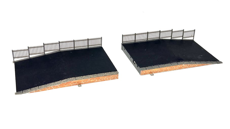 Tecnomodel 80087 Marciapiede (banchine) terminali a scivolo con staccionata per Stazione FS ''Certaldo'' ecc.