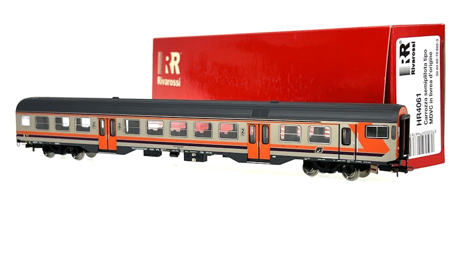 Rivarossi HR4061 FS carrozza pilota passante per treni navetta livrea di origine MDVC