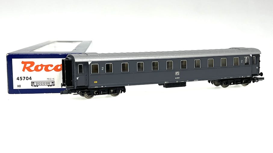 Roco 45704 FS carrozza tipo 1921 di 2cl. tipo Bz 30433 livrea grigio ardesia, ep.IV
