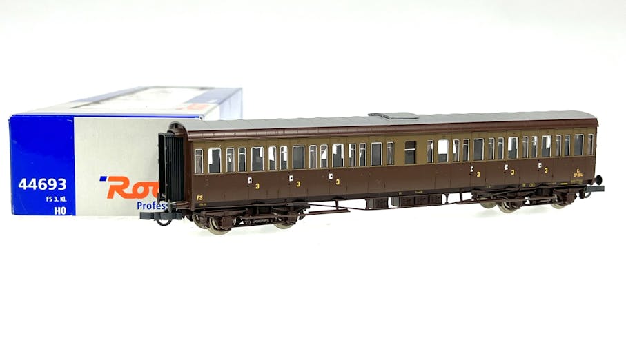 Roco 44693 FS carrozza centoporte di 3 cl. livrea castano isabella, ep.III